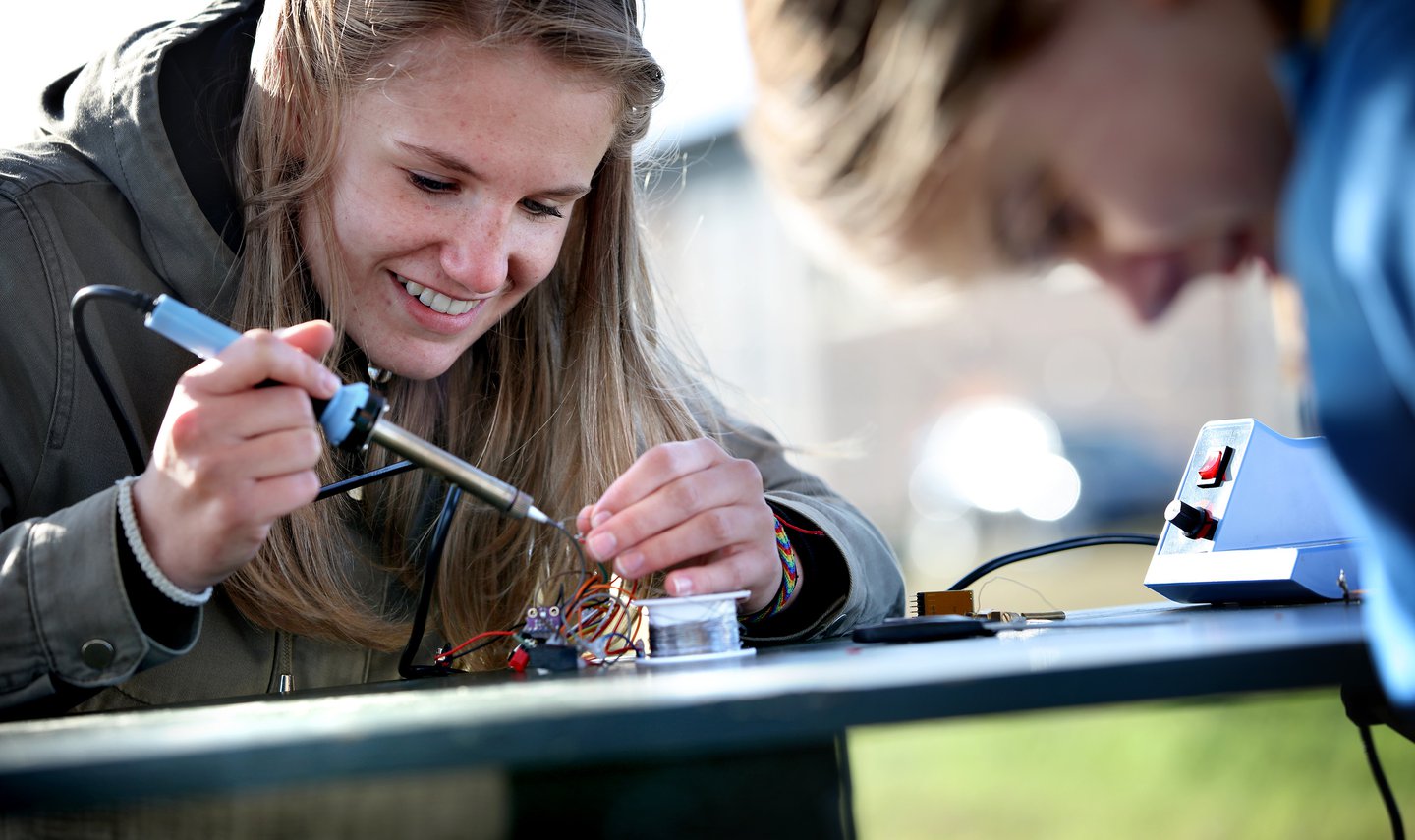 CanSat 2020 - Leerlingen team Odysseus van CSG Augustinus in Hoogeveen - Foto DigiDaan.JPG