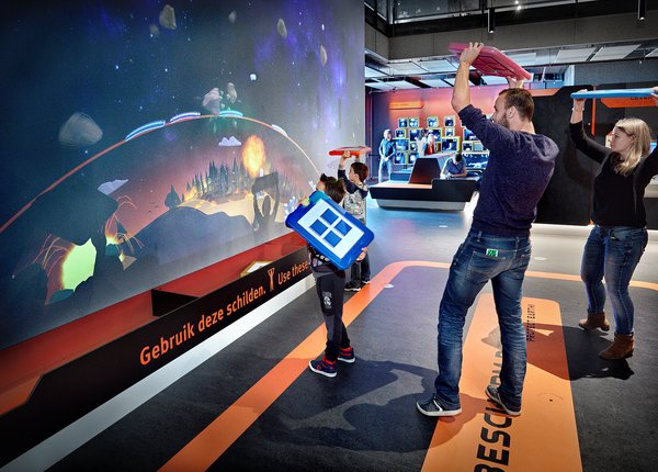 NEMO Leven in het heelal - Bescherm de aarde spel - Foto DigiDaan.jpg