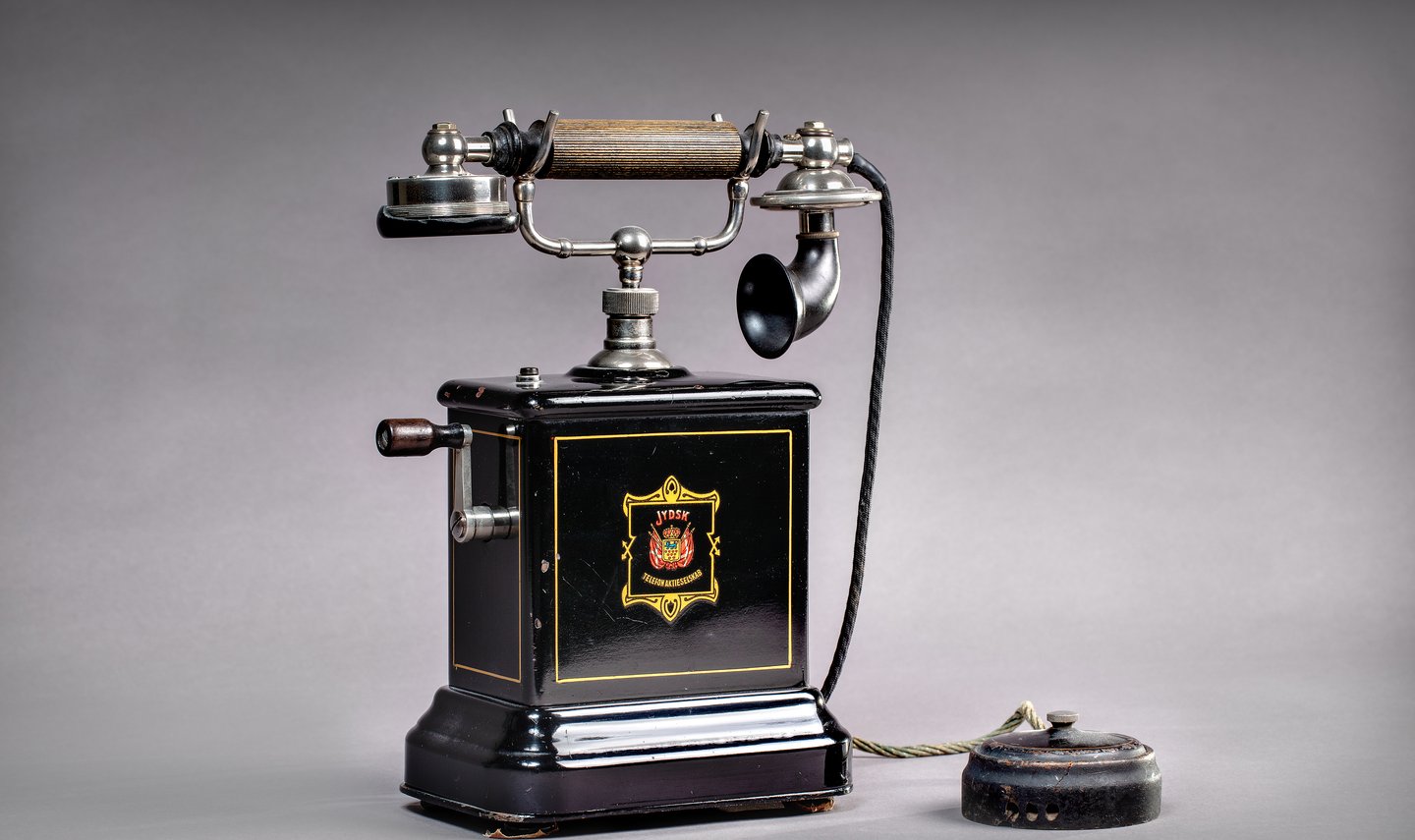 Collectie NEMO Science Museum - Inductortelefoon 1915.jpg